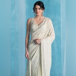 Lashkaraa Saree Soft Green Embroidered Georgette